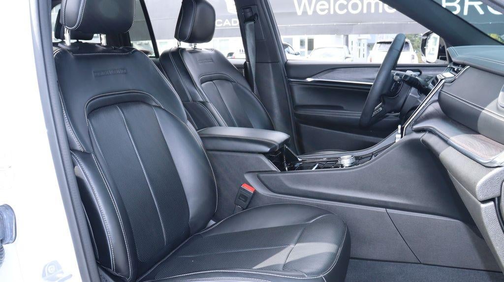 2022 Jeep Grand Cherokee 4xe Overland 4xe