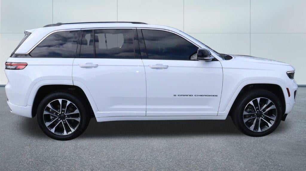 2022 Jeep Grand Cherokee 4xe Overland 4xe