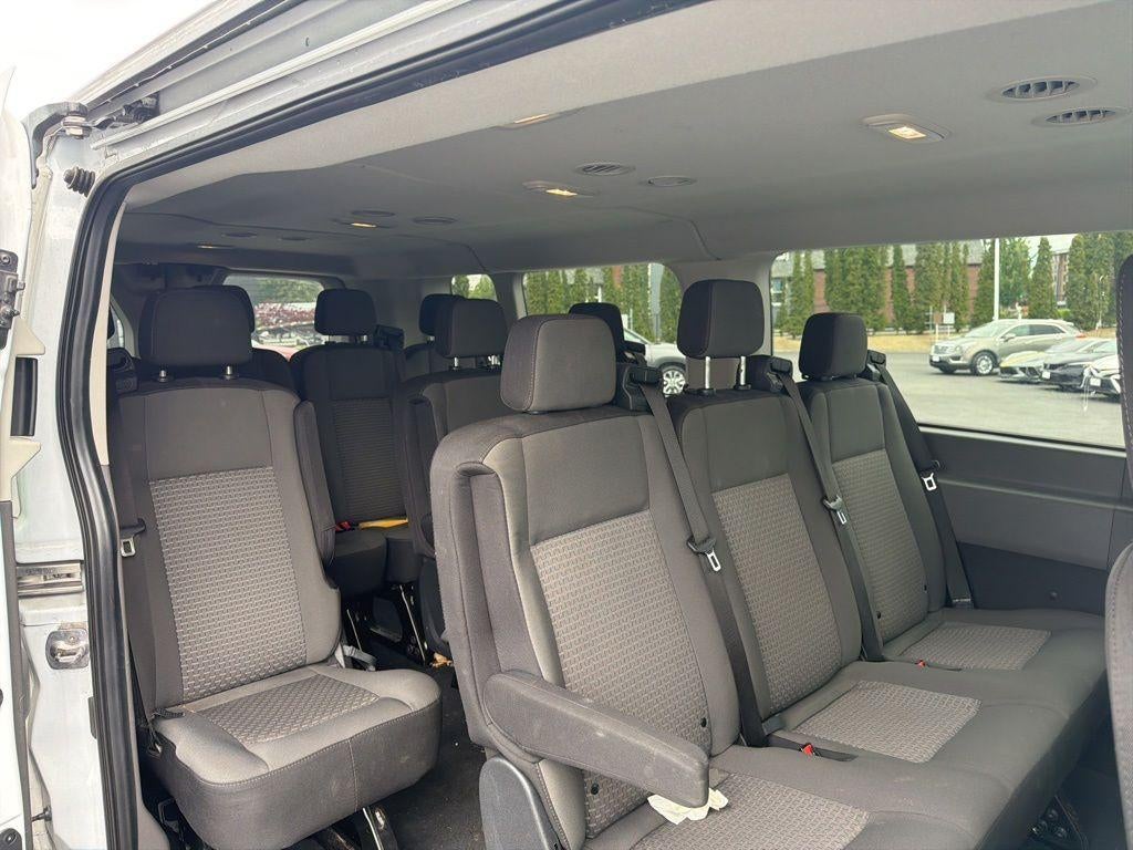 2024 Ford Transit Passenger Wagon XLT