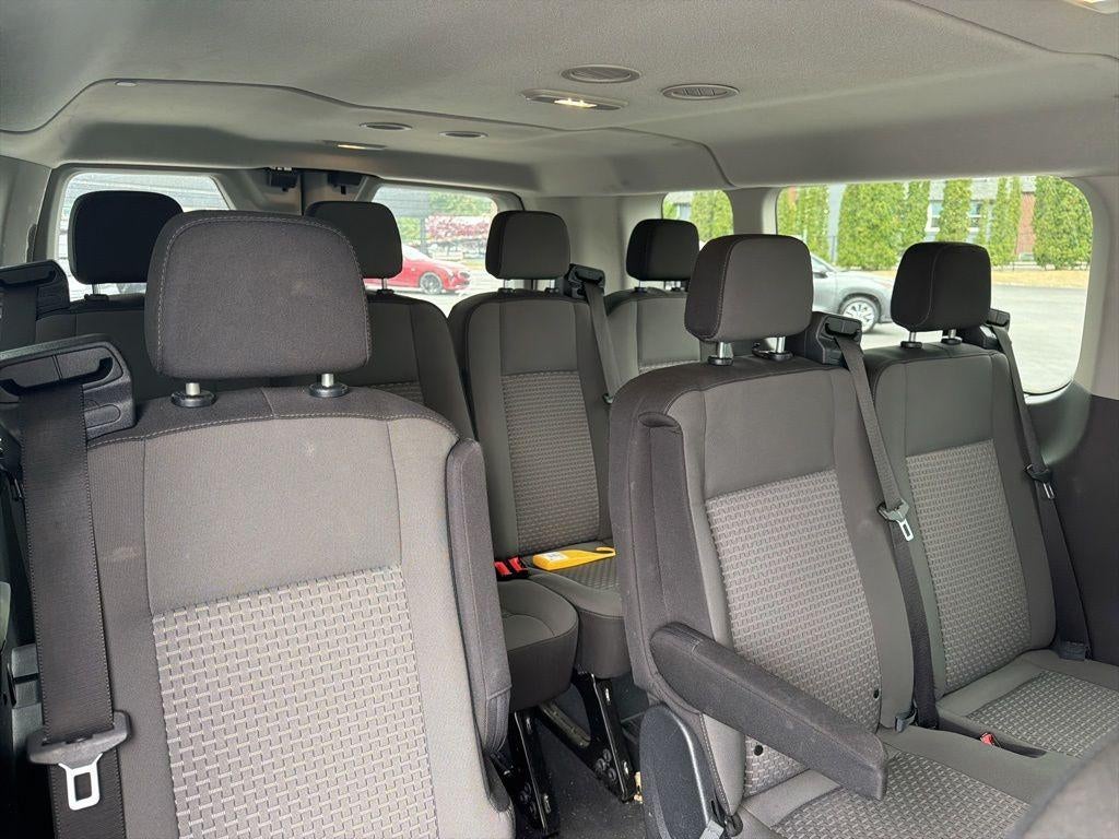 2024 Ford Transit Passenger Wagon XLT