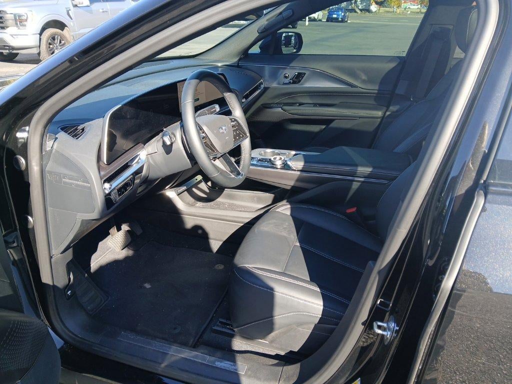 2024 Cadillac LYRIQ Tech