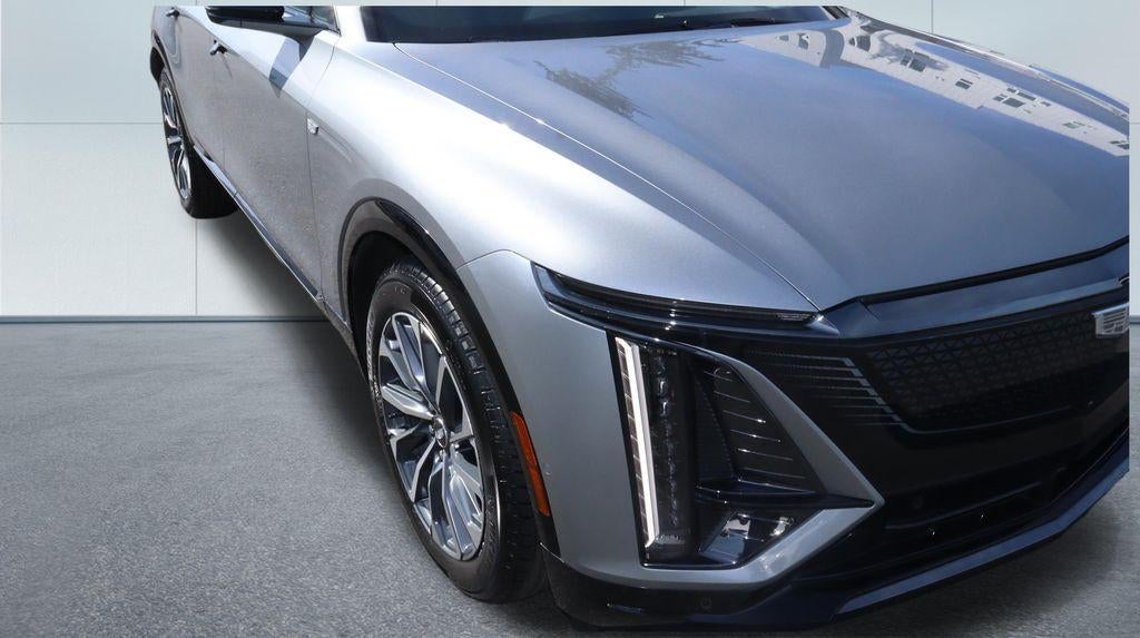 2024 Cadillac LYRIQ Sport