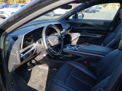 2024 Cadillac LYRIQ Sport 2