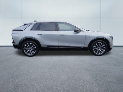 2024 Cadillac LYRIQ Sport 2