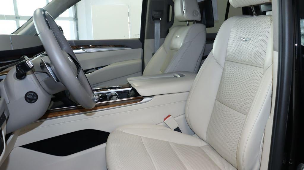 2025 Cadillac Escalade Sport Platinum