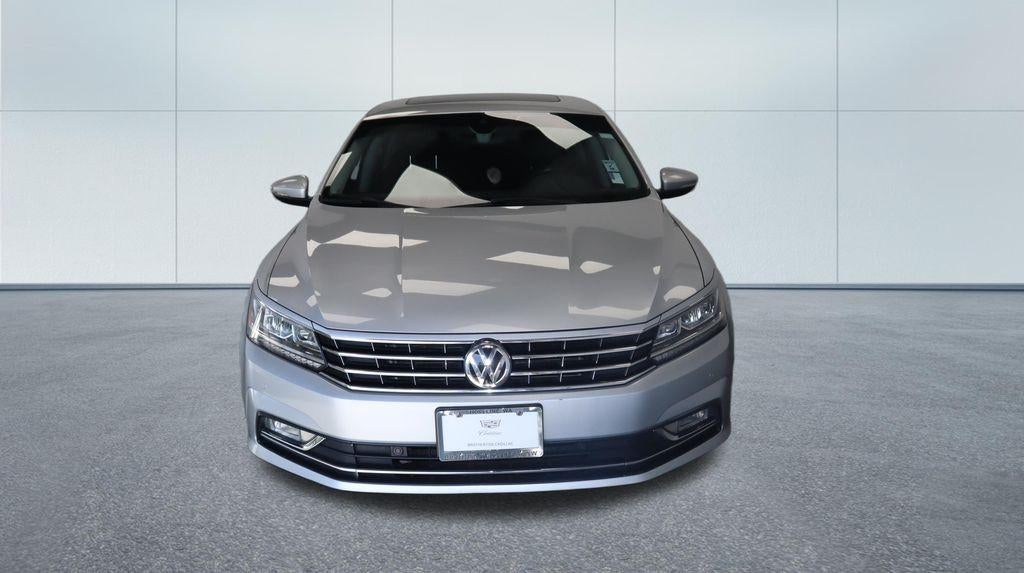 2018 Volkswagen Passat 2.0T SEL Premium