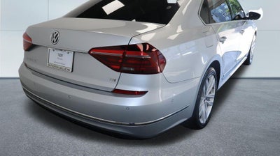 2018 Volkswagen Passat 2.0T SEL Premium
