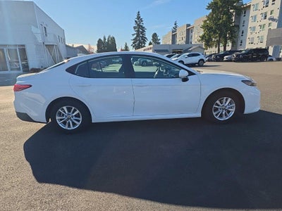 2025 Toyota Camry LE AWD