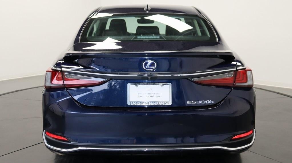 2020 Lexus ES 300h Luxury