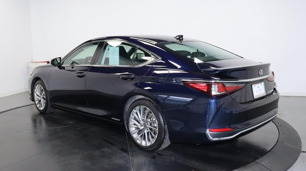 2020 Lexus ES 300h Luxury