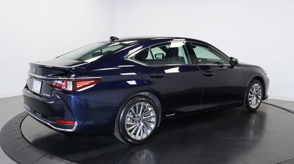 2020 Lexus ES 300h Luxury