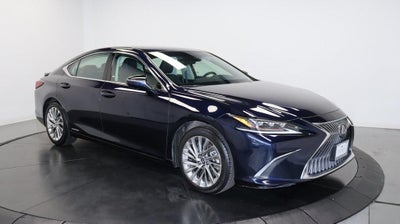 2020 Lexus ES 300h Luxury