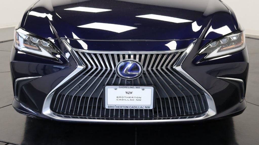 2020 Lexus ES 300h Luxury