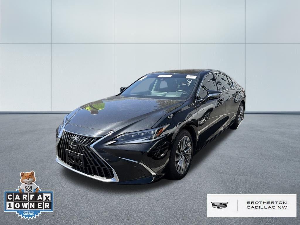 2023 Lexus ES 300h Ultra Luxury