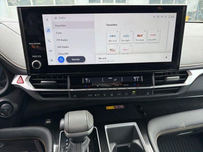 2025 Toyota Sienna Woodland Edition