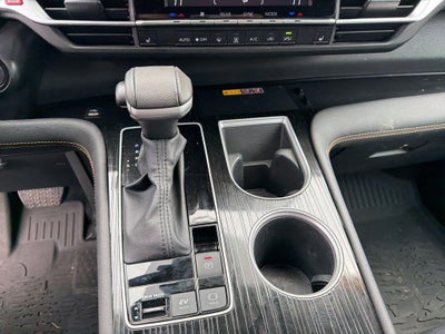 2025 Toyota Sienna Woodland Edition