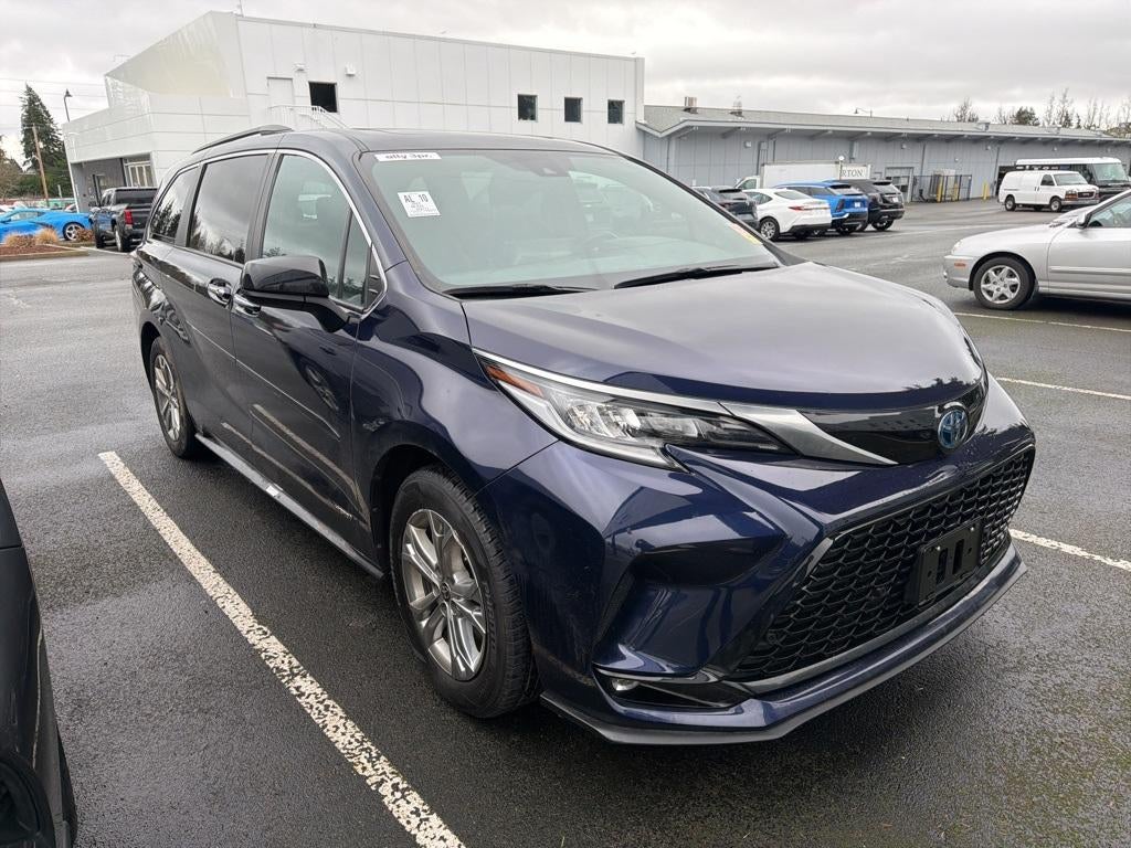 2021 Toyota Sienna XSE