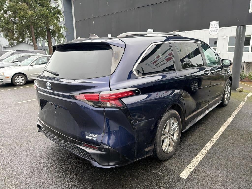 2021 Toyota Sienna XSE