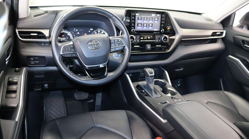 2020 Toyota Highlander Base