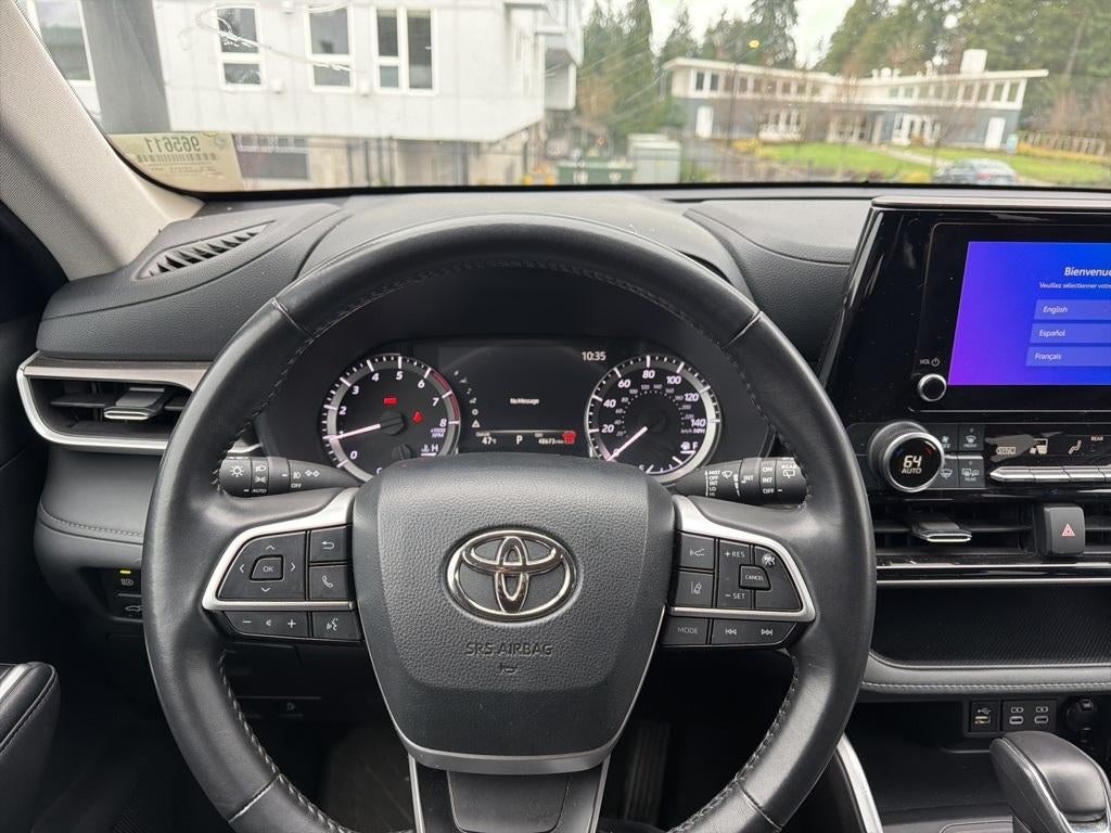 2024 Toyota Highlander LE