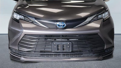 2023 Toyota Sienna LE