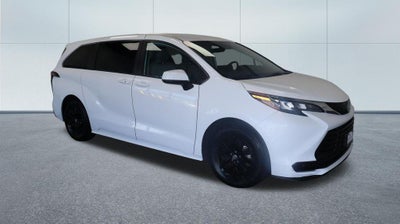 2024 Toyota Sienna LE AWD