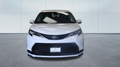 2024 Toyota Sienna LE AWD