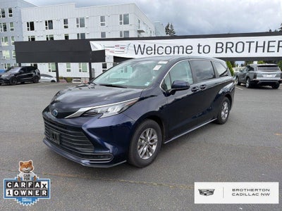 2024 Toyota Sienna LE AWD