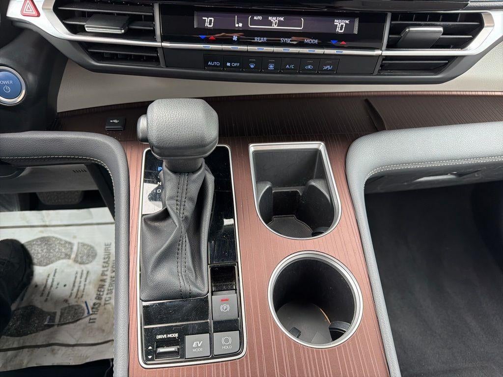 2024 Toyota Sienna LE AWD