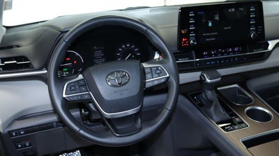 2022 Toyota Sienna XLE