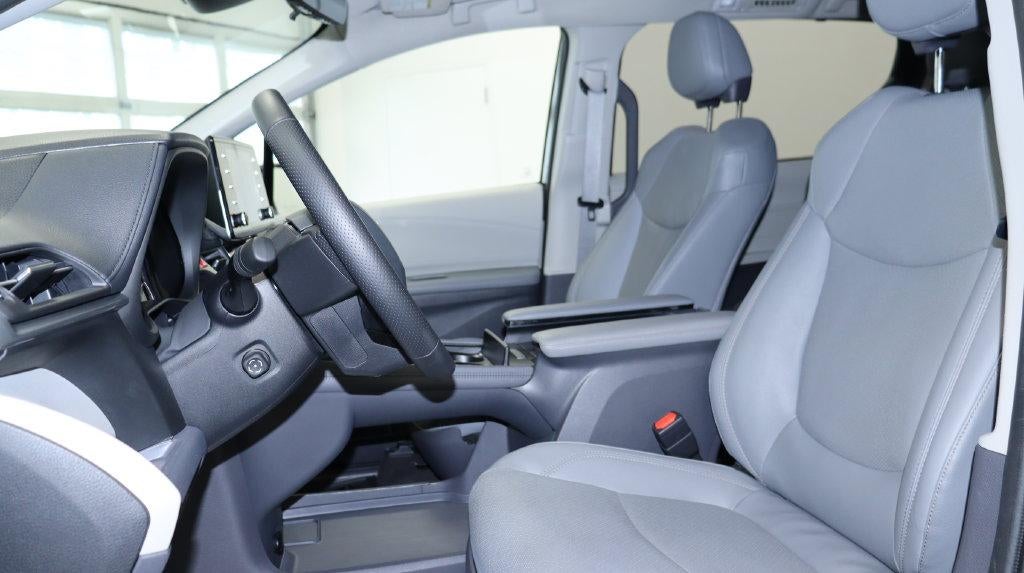 2021 Toyota Sienna Limited