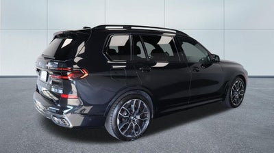 2026 BMW X7 M60i