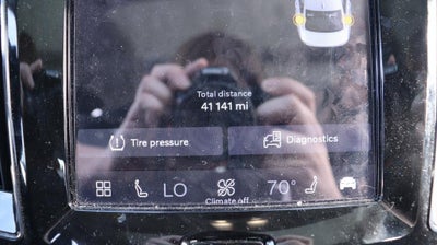 2024 Volvo S60 B5 Plus Dark Theme