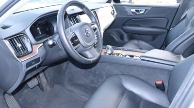 2024 Volvo S60 B5 Plus Dark Theme