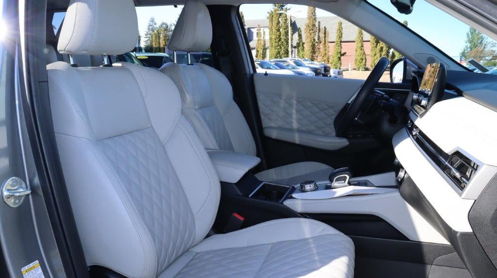 2023 Mitsubishi Outlander SEL