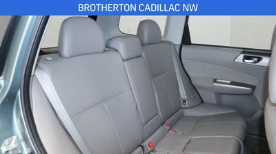 2010 Subaru Forester Base
