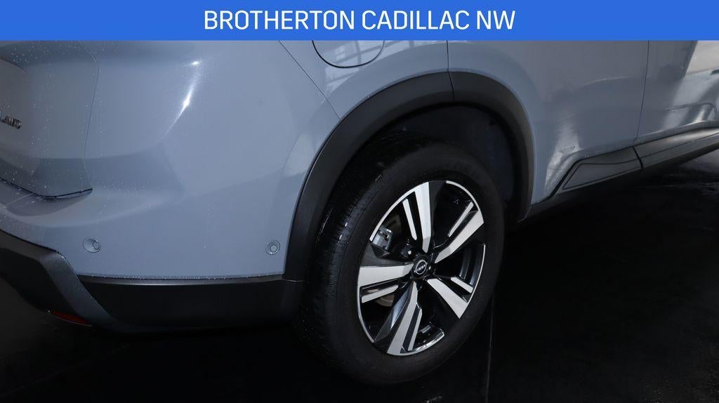 2025 Nissan Rogue SL