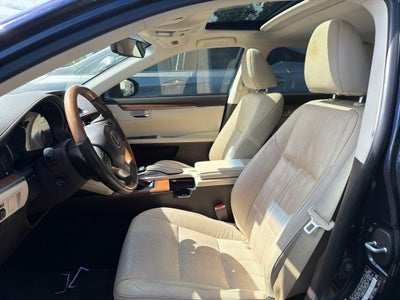 2018 Lexus ES 300h