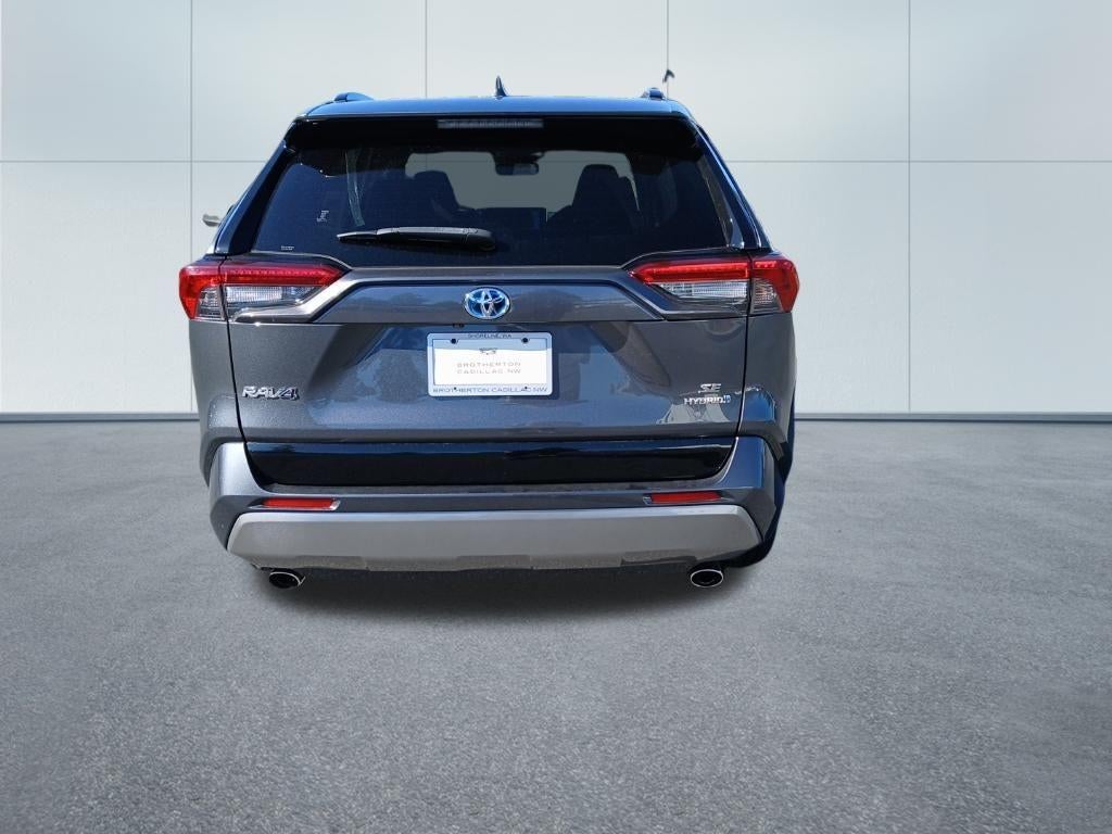 2023 Toyota RAV4 SE