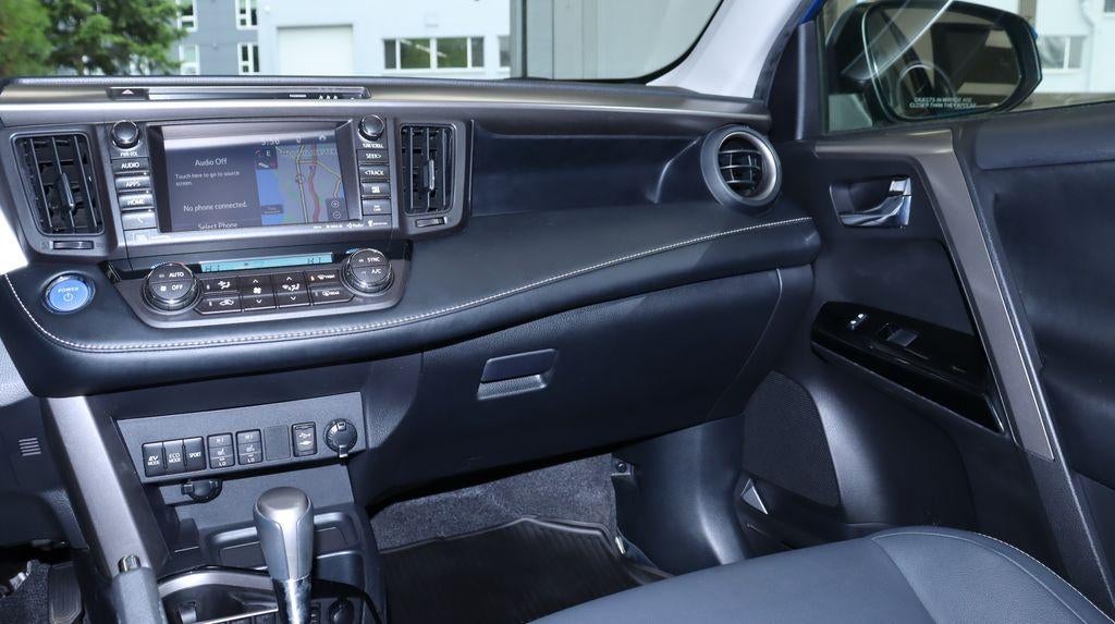 2017 Toyota RAV4 Hybrid Limited