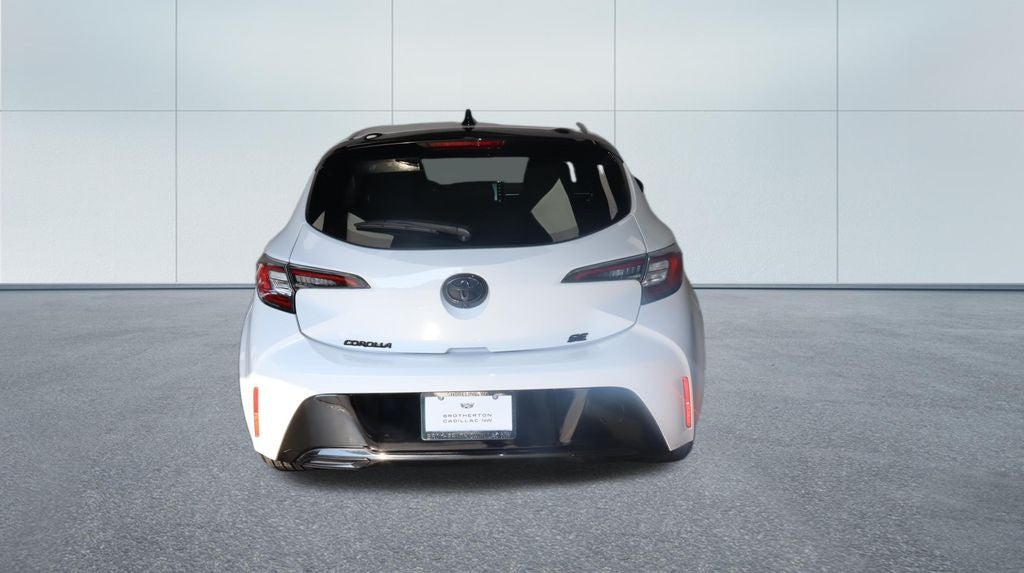 2022 Toyota Corolla Hatchback SE Nightshade Edition