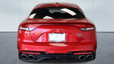 2022 Kia Stinger Base