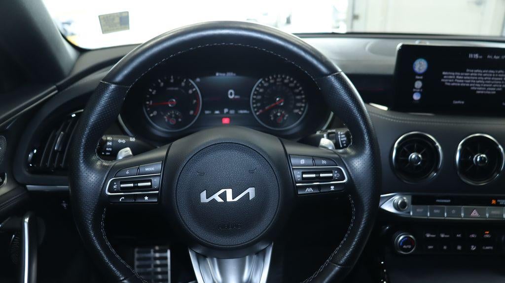 2022 Kia Stinger Base