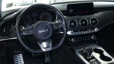 2022 Kia Stinger Base