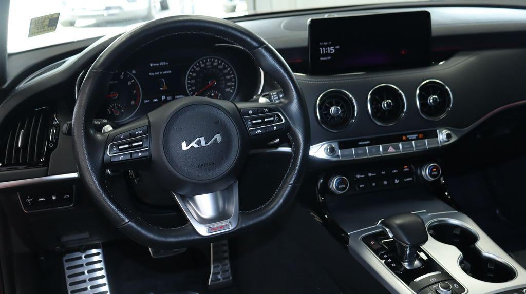 2022 Kia Stinger Base