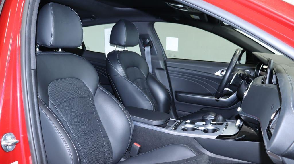 2022 Kia Stinger Base