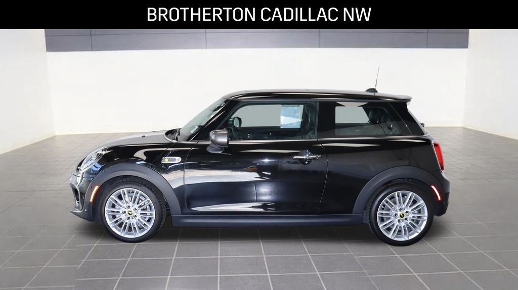 2021 MINI Hardtop 2 Door Iconic