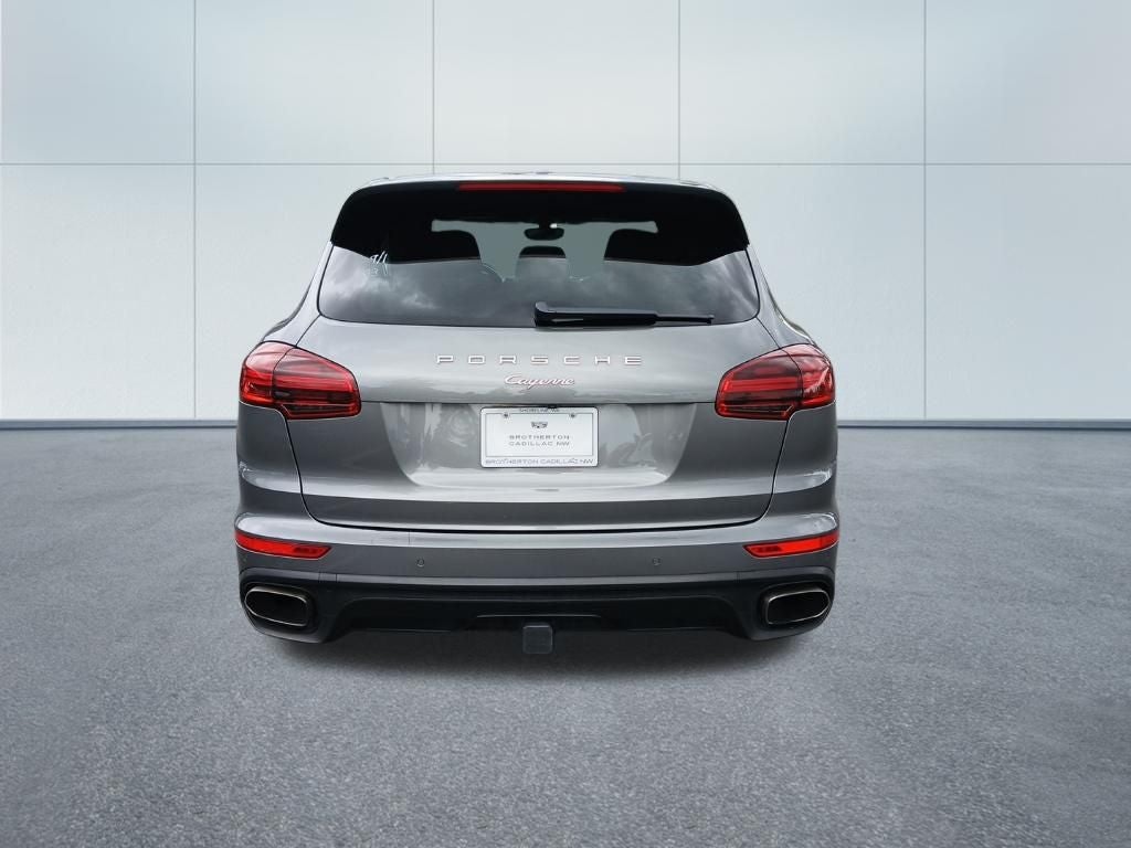 2016 Porsche Cayenne Base