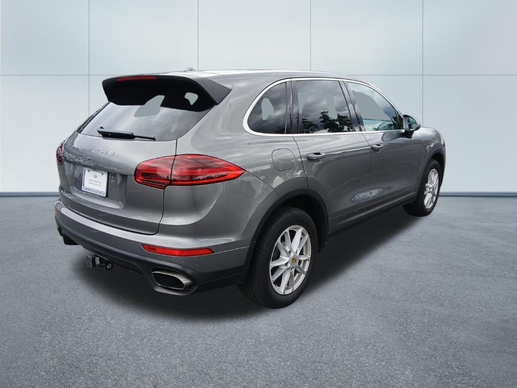 2016 Porsche Cayenne Base