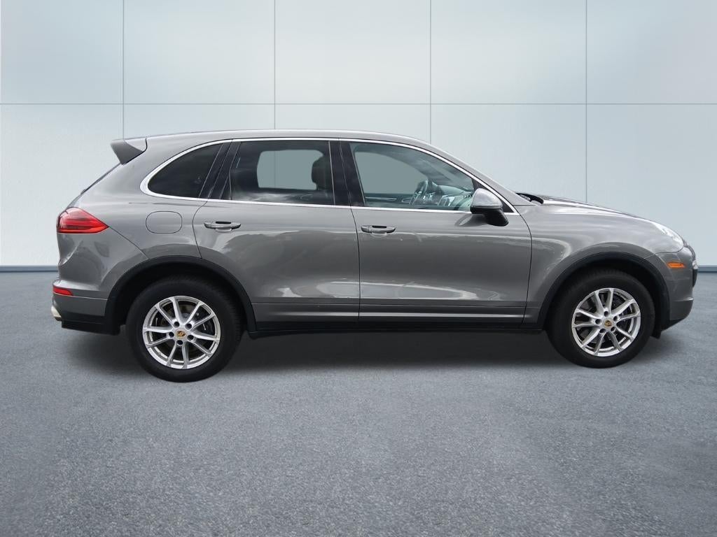 2016 Porsche Cayenne Base